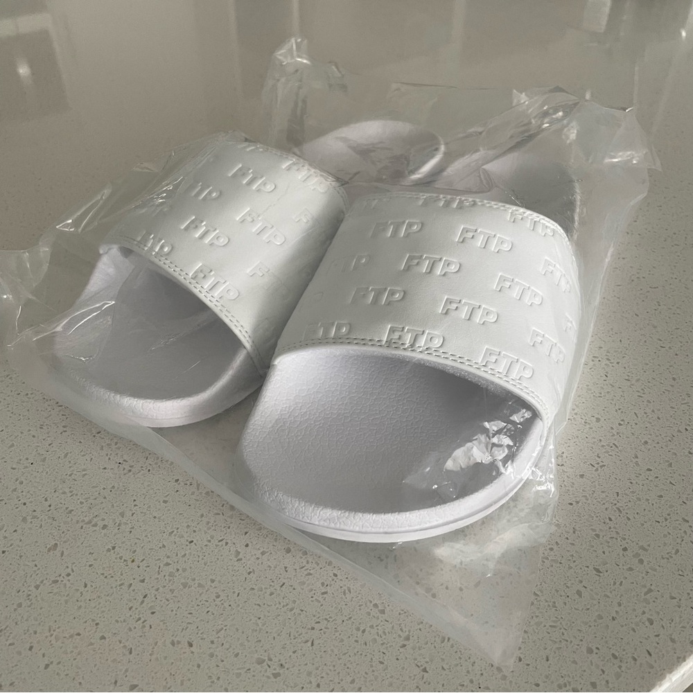 FTP white mens slides size 9